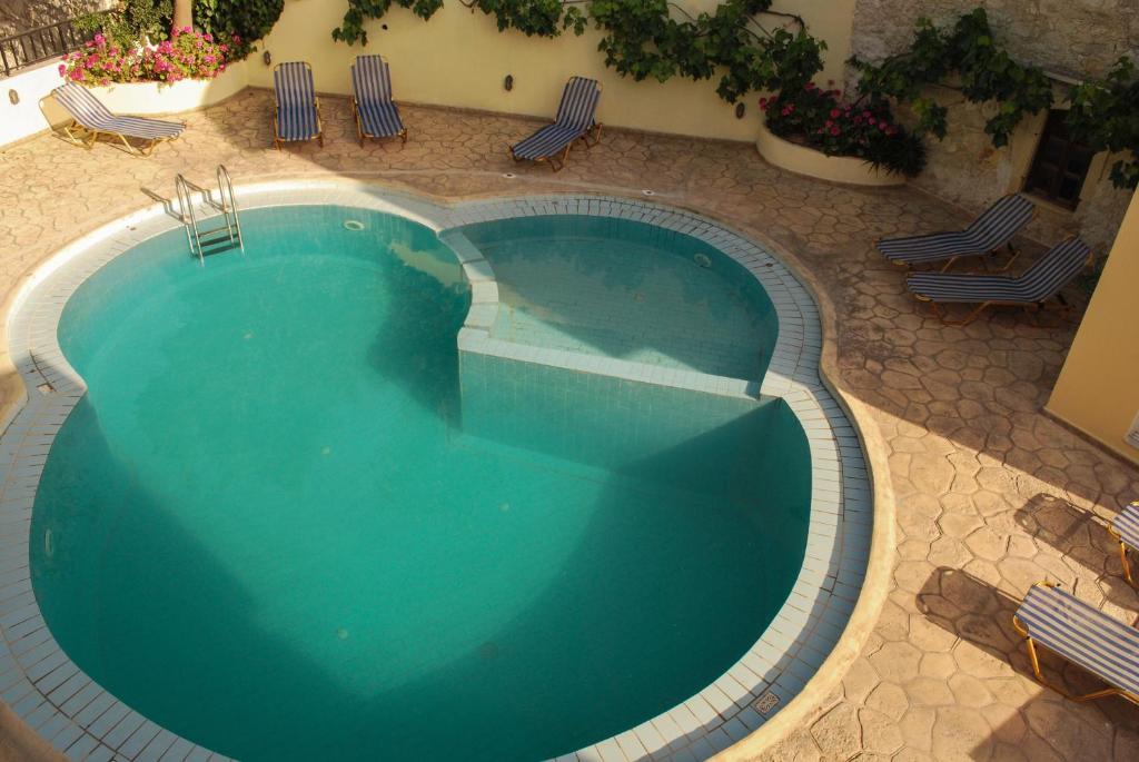 אלמירידה Kaloudis Apartments מראה חיצוני תמונה