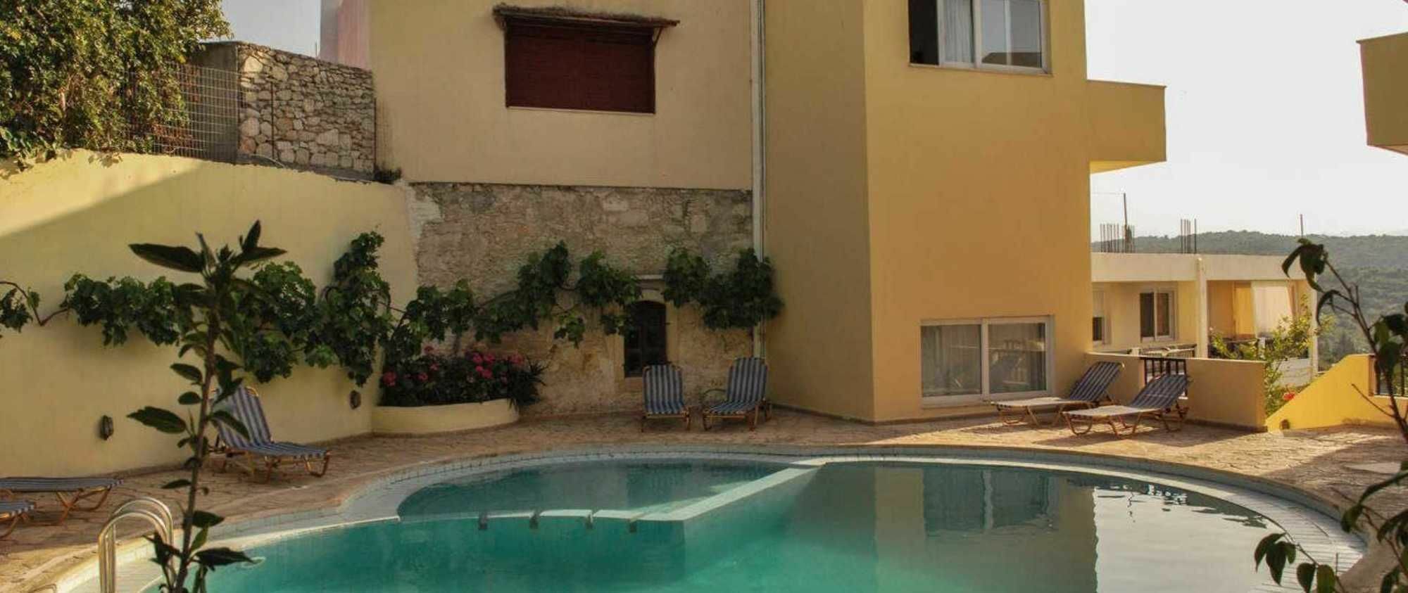 אלמירידה Kaloudis Apartments מראה חיצוני תמונה