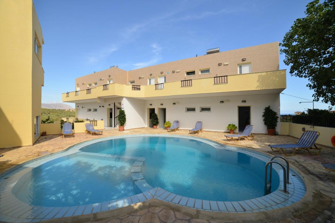 אלמירידה Kaloudis Apartments מראה חיצוני תמונה