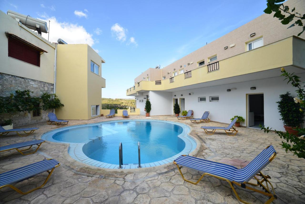 אלמירידה Kaloudis Apartments מראה חיצוני תמונה